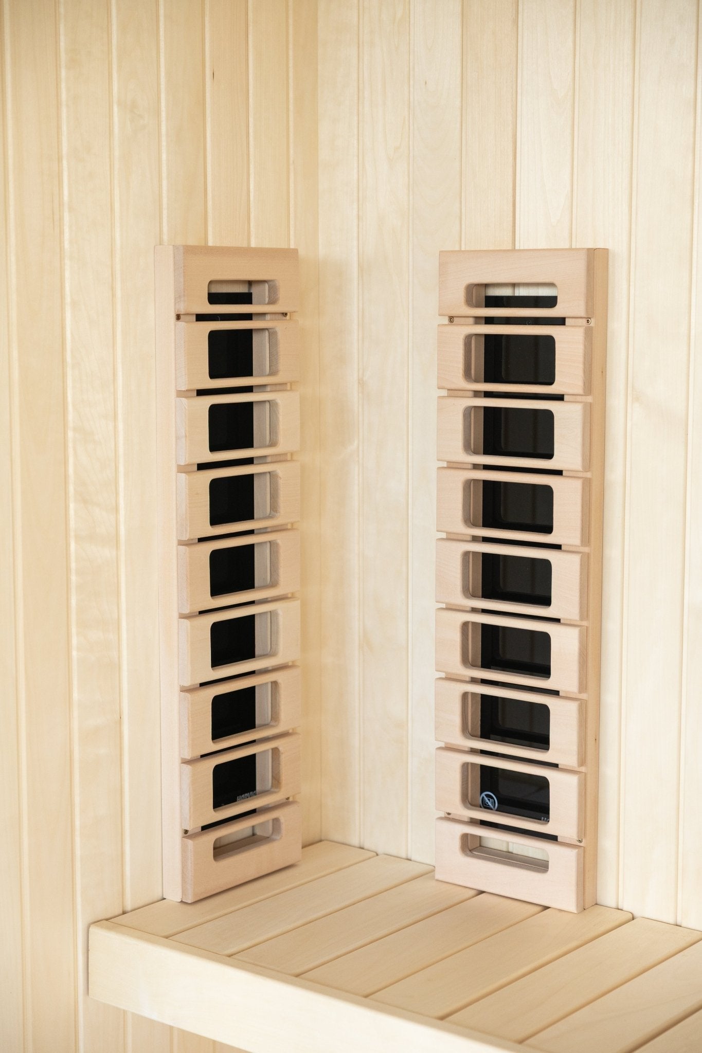 Saunamo Aura 150 2-Person Full-Spectrum Infrared Sauna